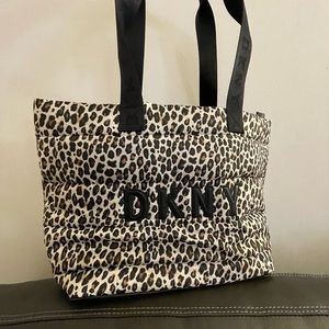 DKNY georgina tote (NWT)